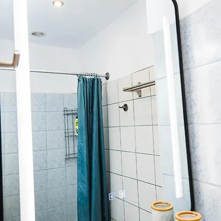 Nowhere Πευκοχώρι